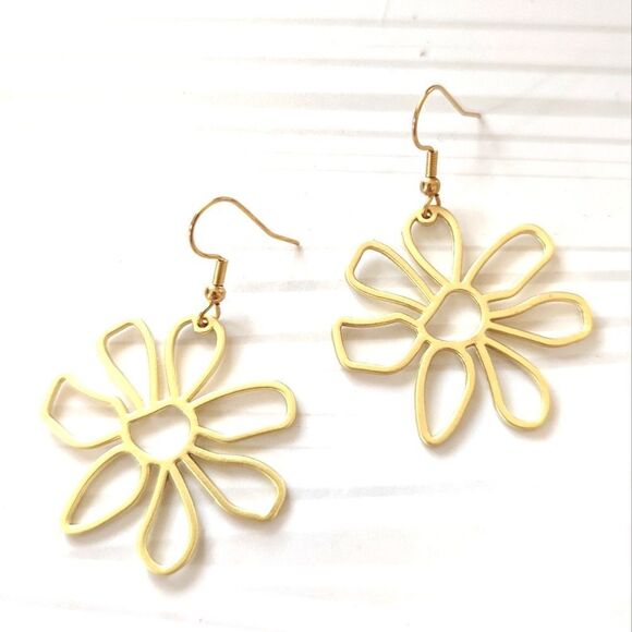 Flower Earrings    - Picture 1 of 5
